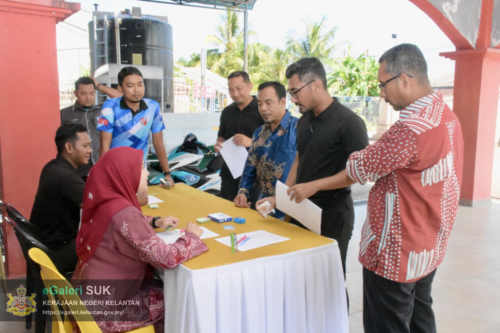 simulasi-pengundian-bagi-kerjakerja-penyelenggaraan-jalan-marris-pejabat-tanah-dan-jajahan-pasir-puteh-14.JPG