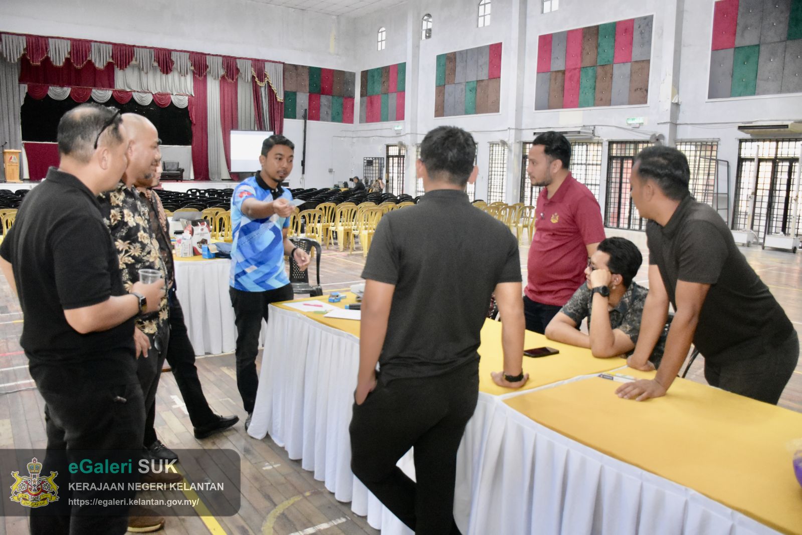 simulasi-pengundian-bagi-kerjakerja-penyelenggaraan-jalan-marris-pejabat-tanah-dan-jajahan-pasir-puteh-4.JPG