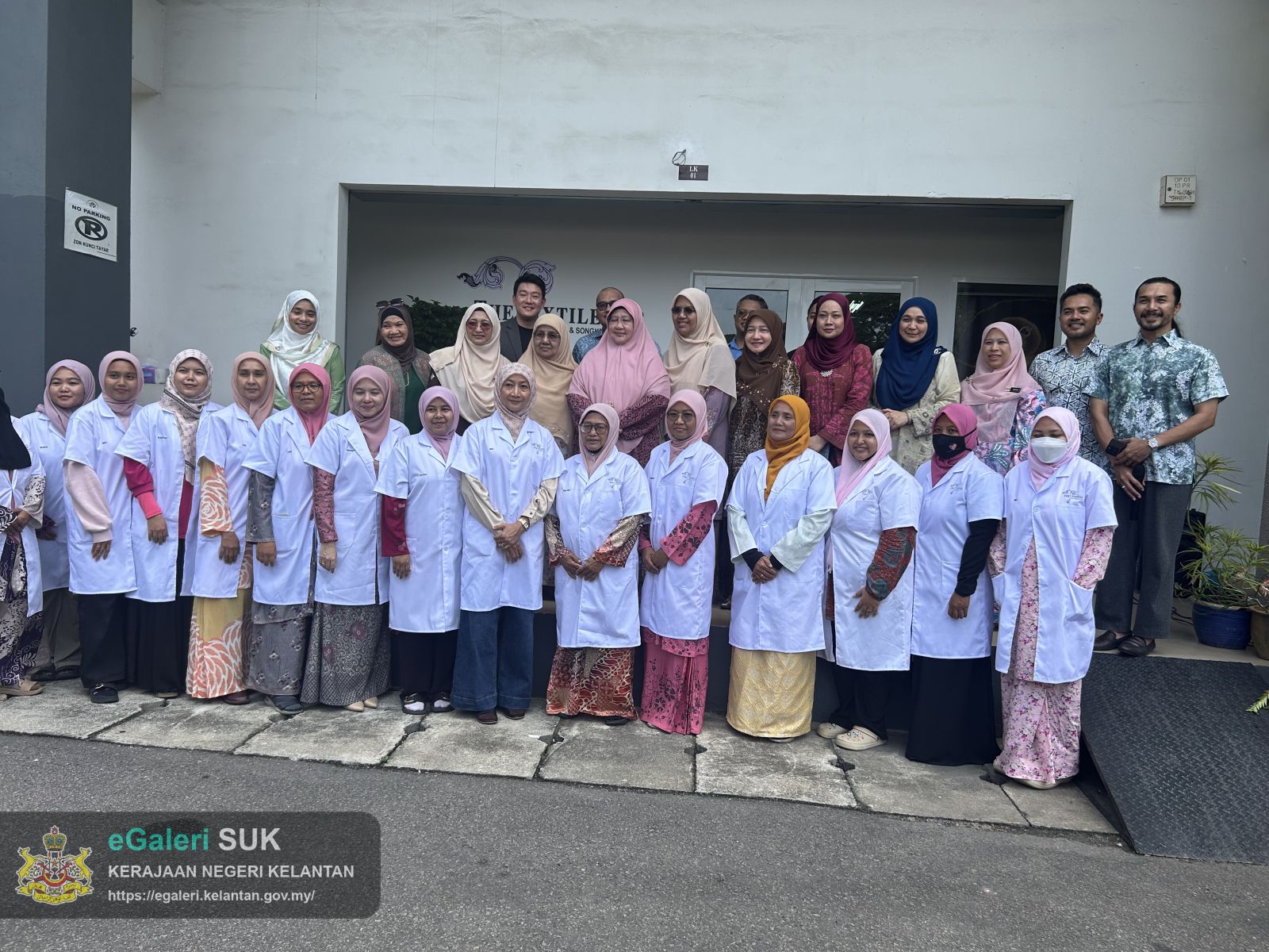 the-textile-lab-kota-bharu-hub-songket-dan-kelingkan-kelantan-3.jpg