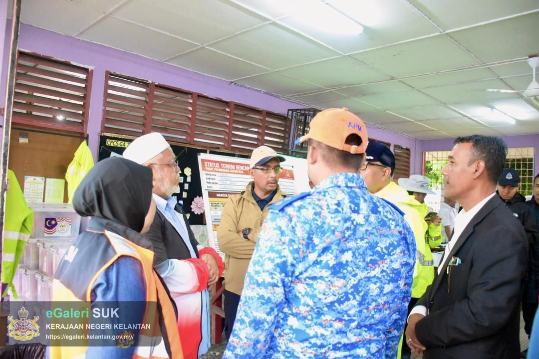 lawatan-yab-menteri-besar-kelantan-ke-pps-sk-dalam-rhu-pasir-puteh-2.jpg