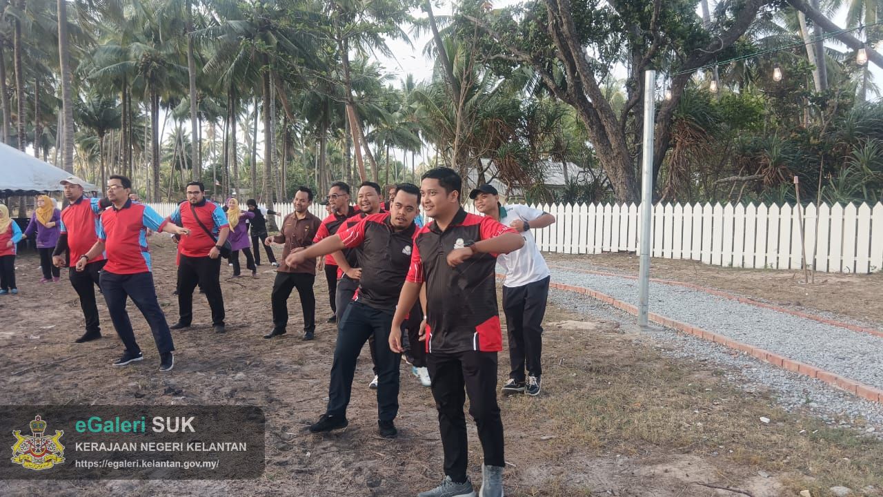 gotng-royong-4.jpg