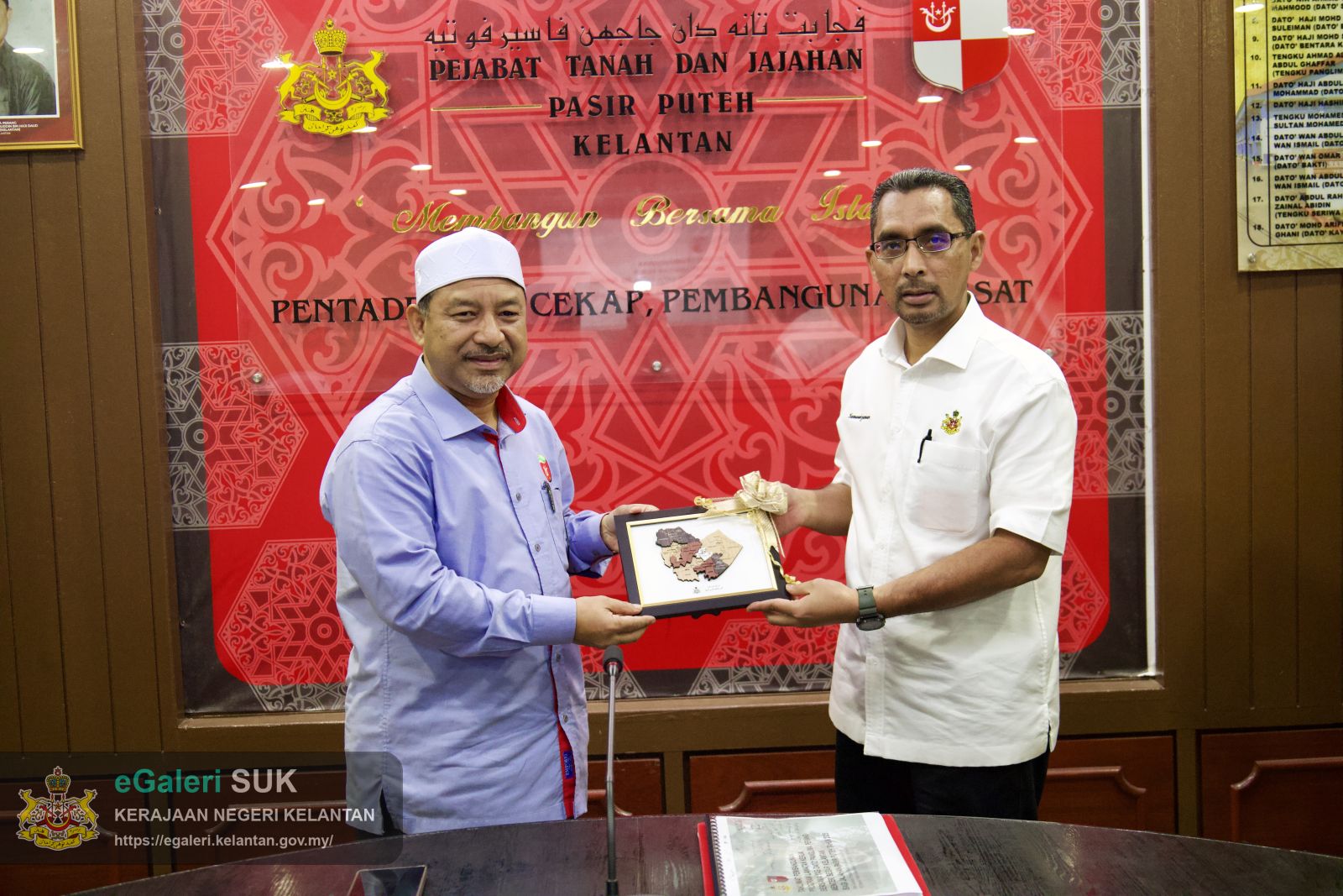 lawatan-kerja-yab-menteri-besar-kelantan-ke-jajahan-pasir-puteh-2025-10.jpg