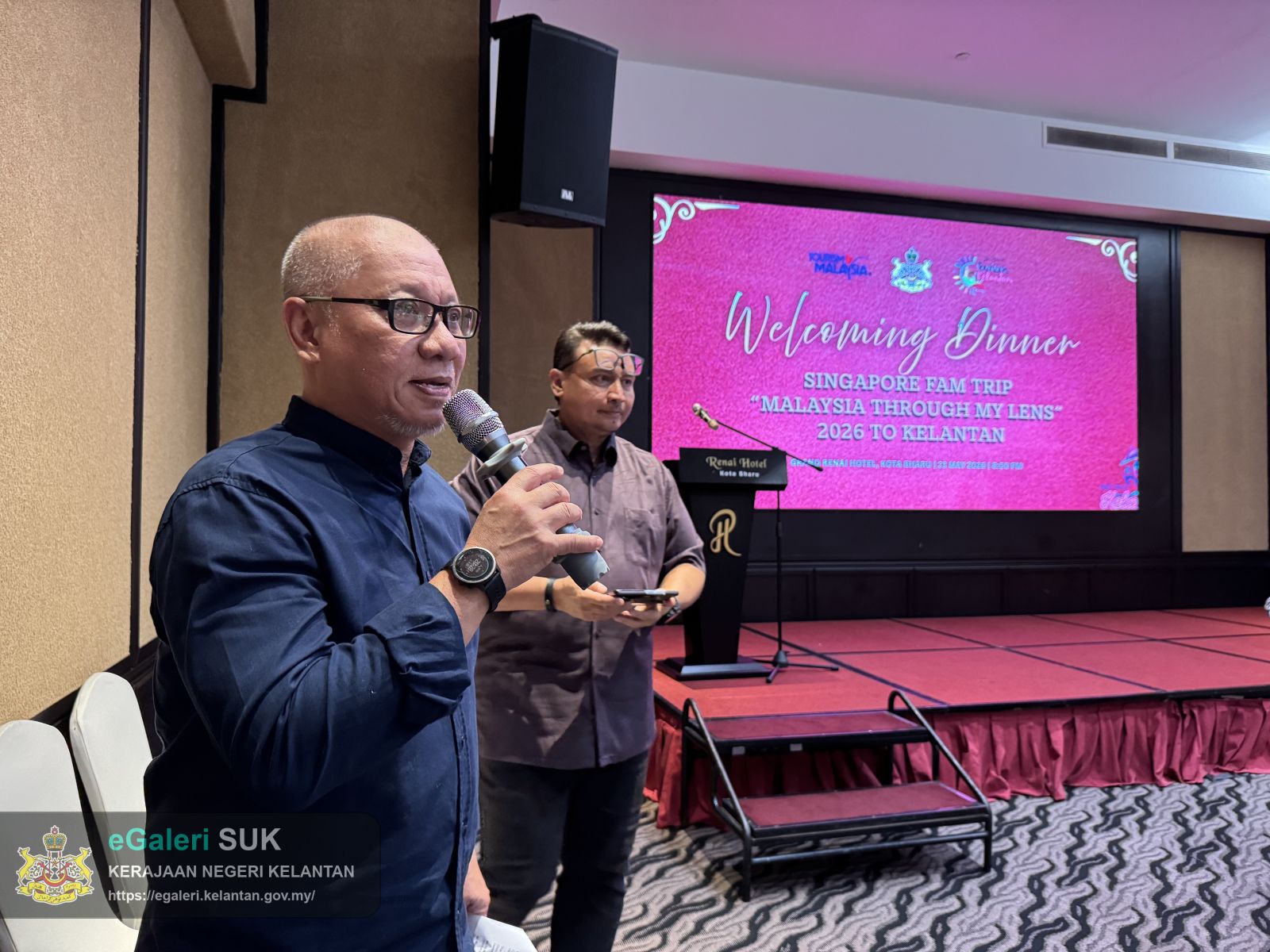 welcome-dinner-singapore-fun-trip-1.jpg