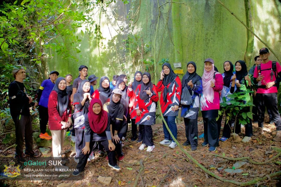 program-hiking-bersama-ketua-jajahan-pasir-puteh-anjuran-bersama-perkumpulan-perempuan-pasir-puteh-dan-kelab-berkesan-ptjpp-serta-puspanita-sri-pasir-puteh-15.jpg