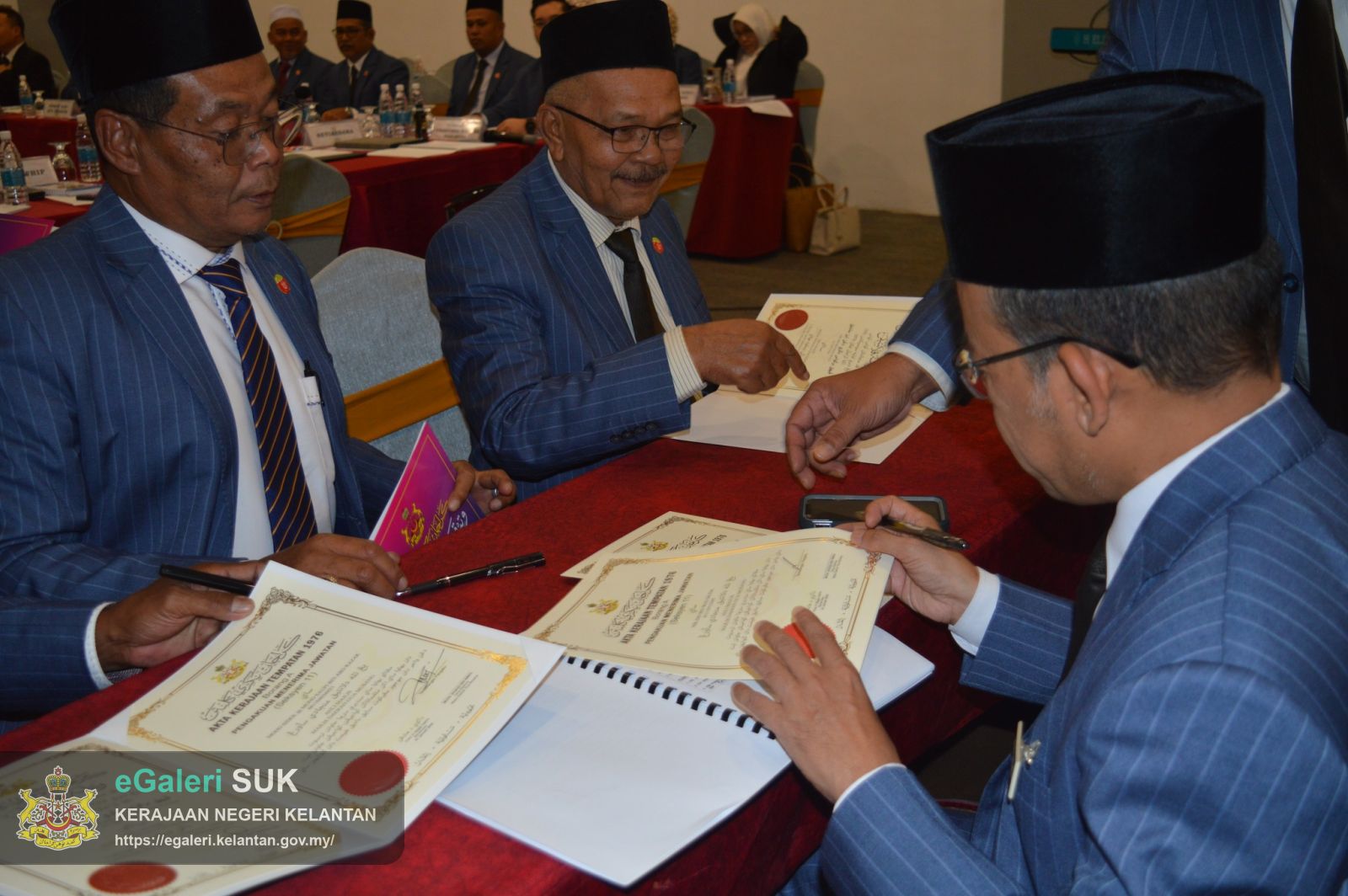 majlis-mengangkat-sumpah-dan-menandatangani-penerimaan-jawatan-sebagai-ahli-majlis-2026-7.jpg