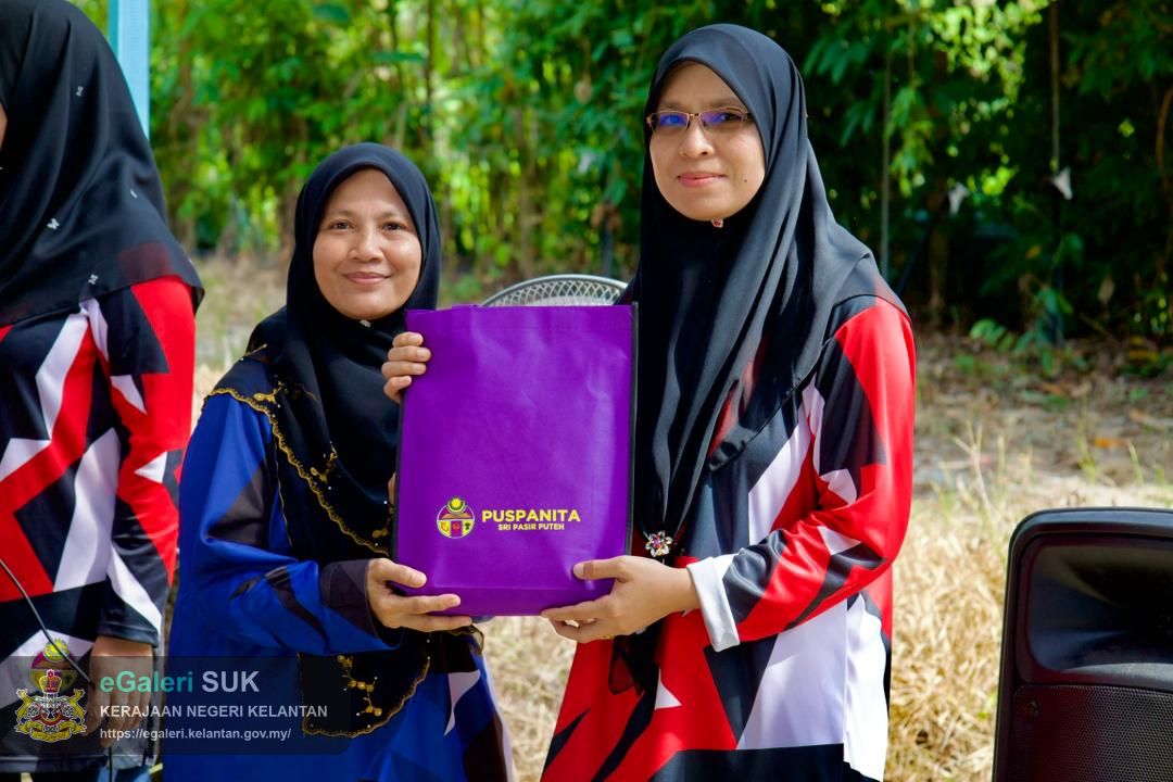 program-hiking-bersama-ketua-jajahan-pasir-puteh-anjuran-bersama-perkumpulan-perempuan-pasir-puteh-dan-kelab-berkesan-ptjpp-serta-puspanita-sri-pasir-puteh-35.jpg