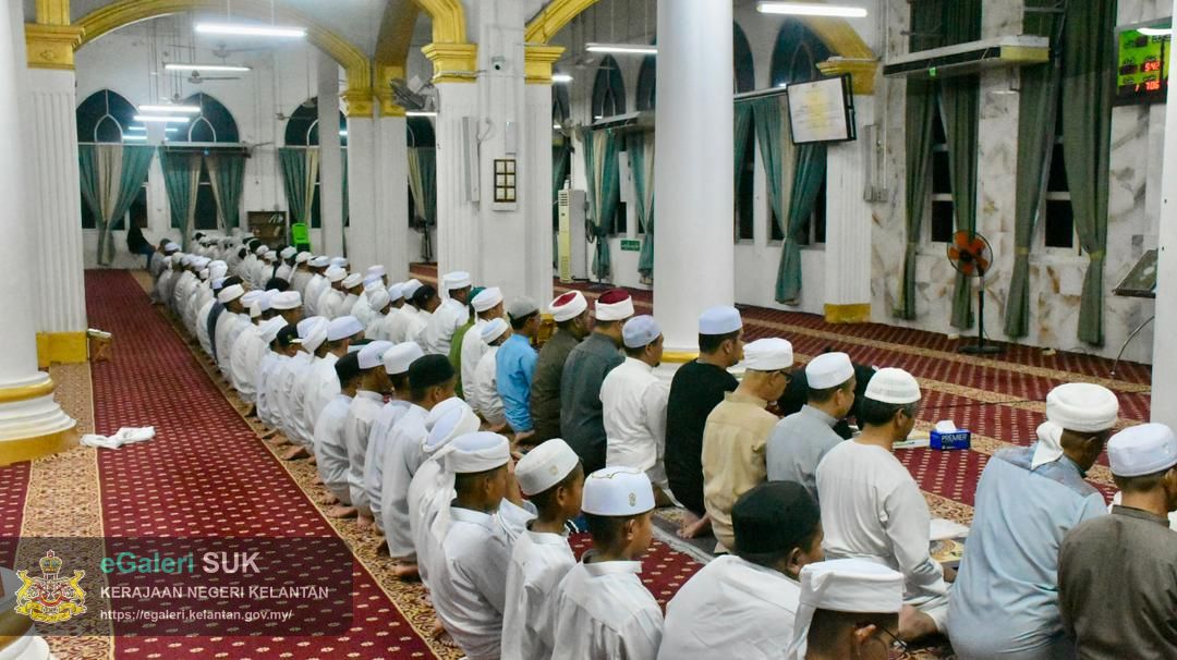 majlis-solat-hajat-dan-doa-selamat-sempena-perayaan-ulang-tahun-ke56-kdymm-sultan-muhammad-v-tahun-2025-20.jpg