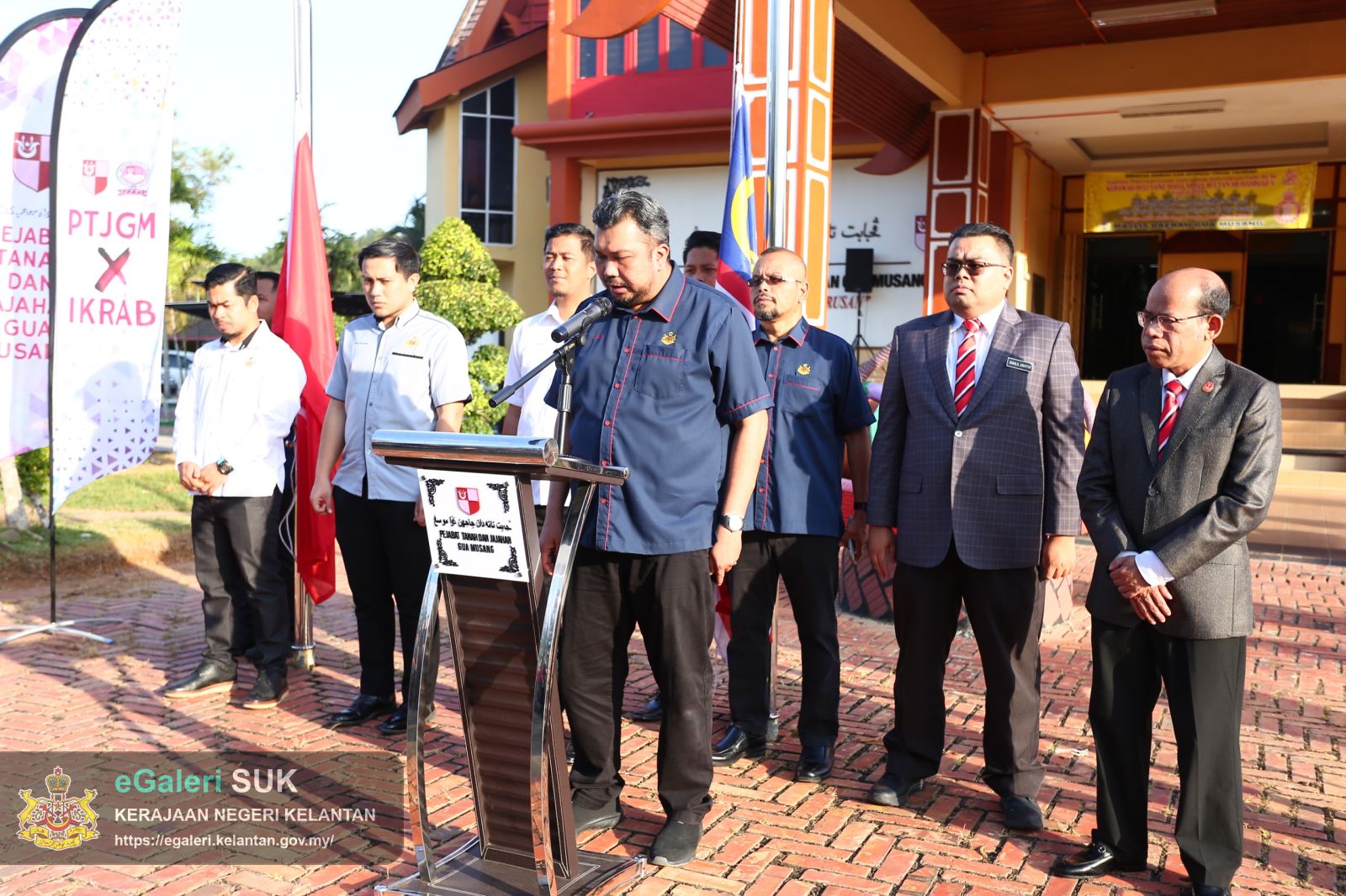 majlis-perhimpunan-bulanan-tahun-𝟐𝟎𝟐𝟔-pejabat-tanah-dan-jajahan-gua-musang-18.jpeg