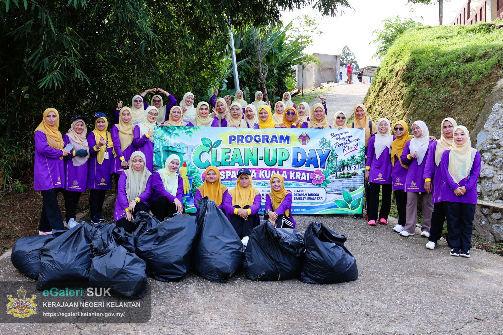PROGRAM CLEAN UP DAY PUSPANITA CAWANGAN JAJAHAN KUALA KRAI