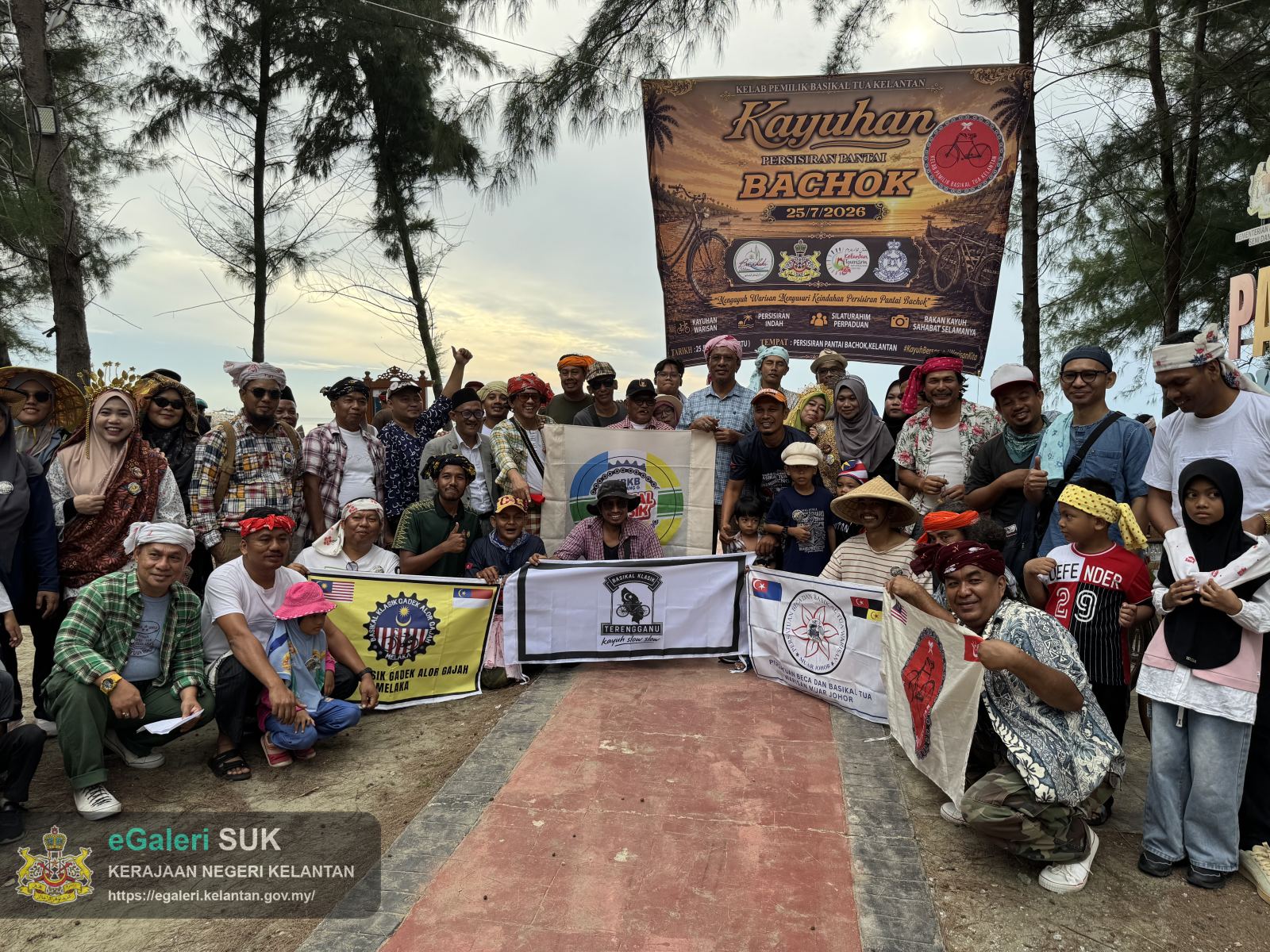 KAYUHAN KLASIK PERSISIR PANTAI BACHOK 2026