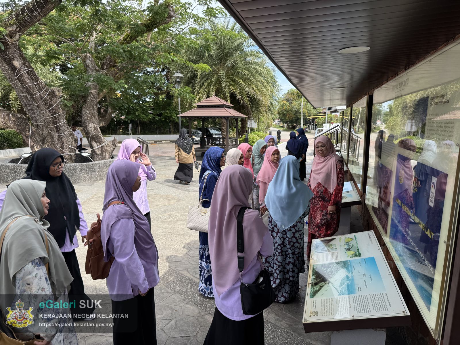 LAWATAN ISTERI DELEGASI MESYUARAT JAWATANKUASA MUZAKARAH MAJLIS ISLAM MALAYSIA