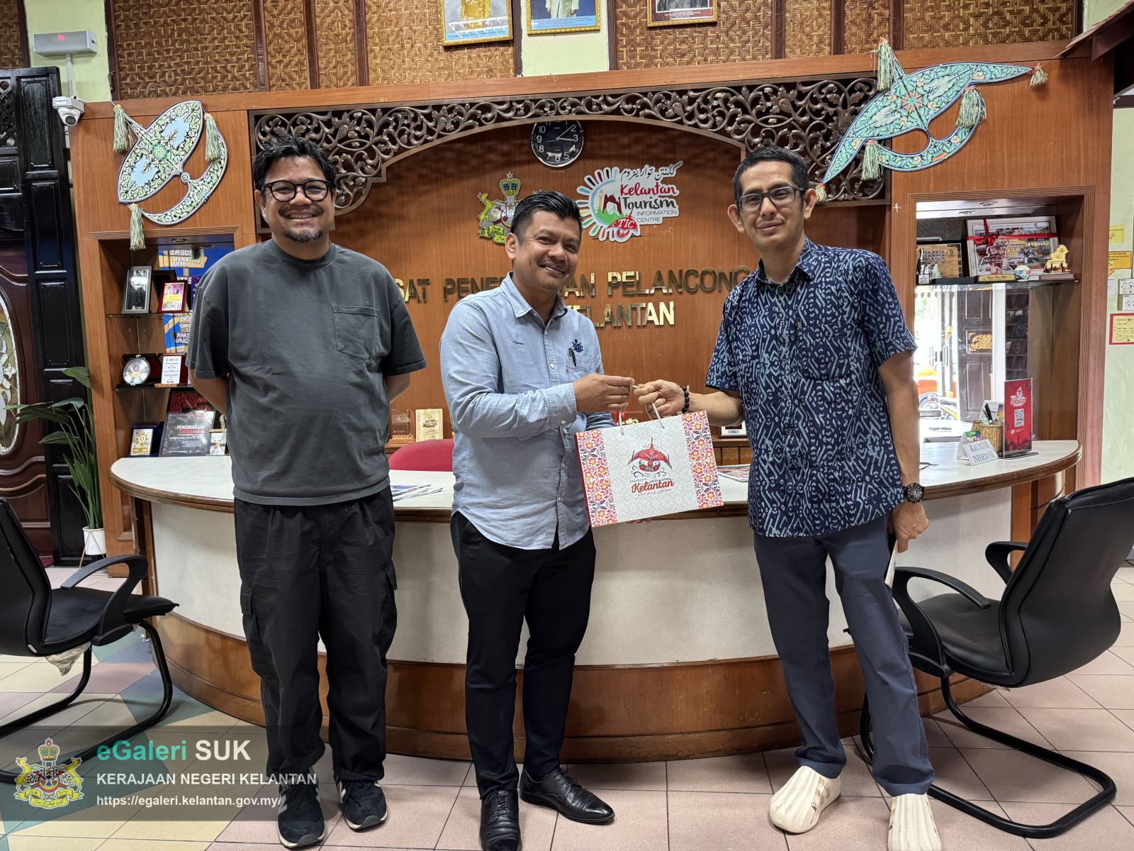 KUNJUNGAN HORMAT PENGARAH TOURISM PERLIS