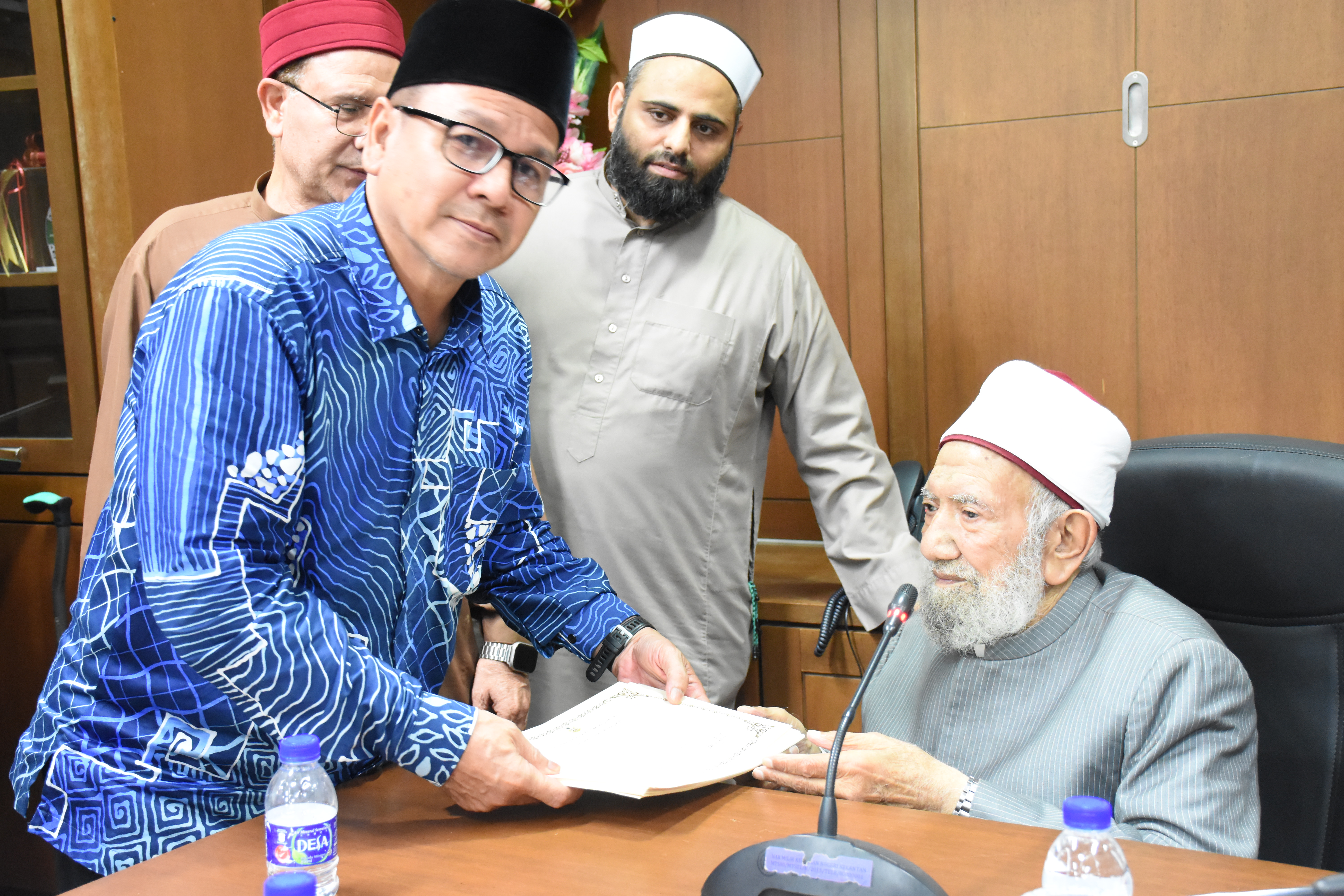daurah-kitab-mughni-almuhtaj-dan-majlis-pengijazahan-sanad-ammahkhossoh-fiqh-syafie-atturathi-2026-3.JPG
