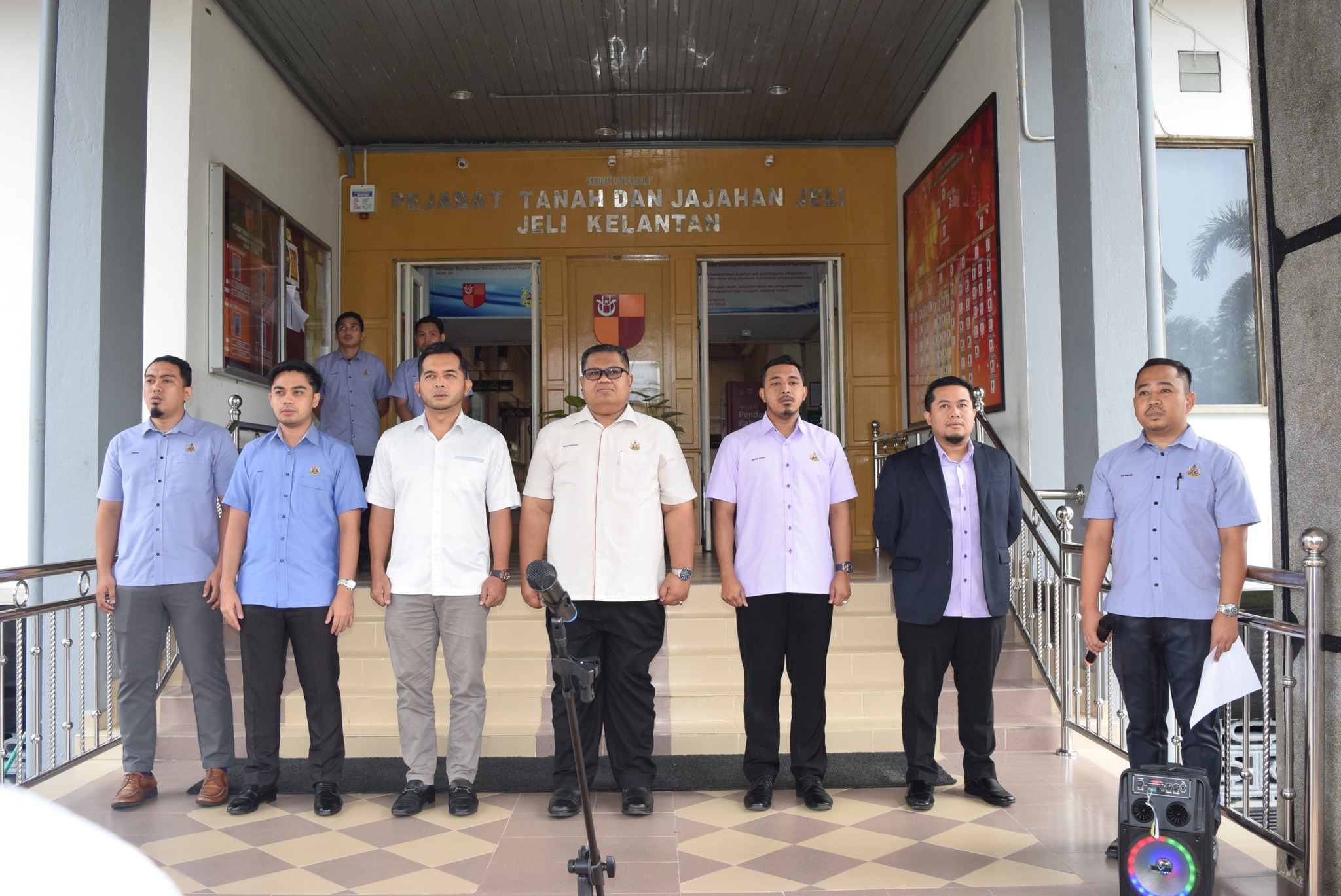 Perhimpunan Bulanan Oktober Warga Kerja Pejabat Tanah Dan Jajahan Jeli