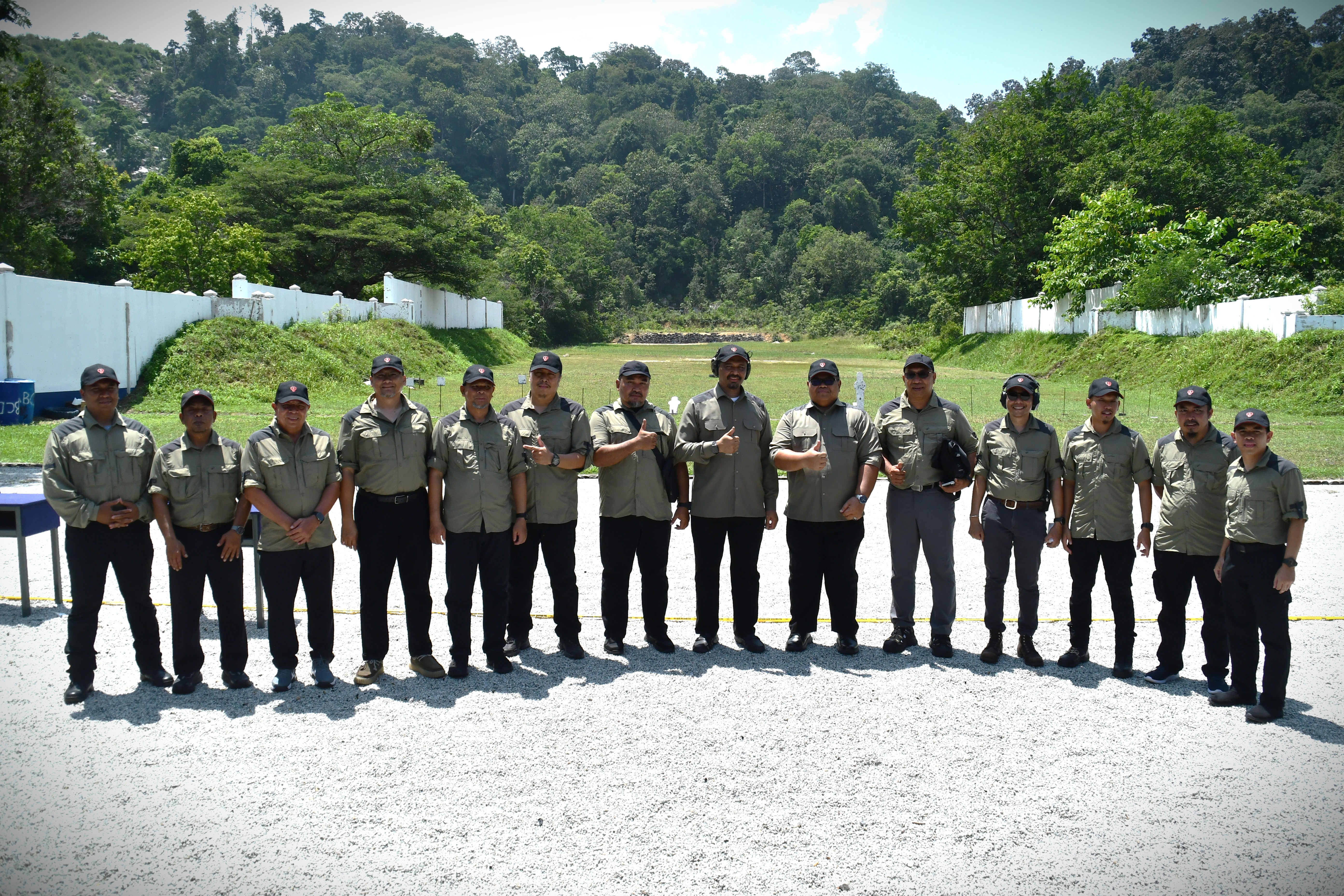 Latihan Menembak Muhibbah TNB