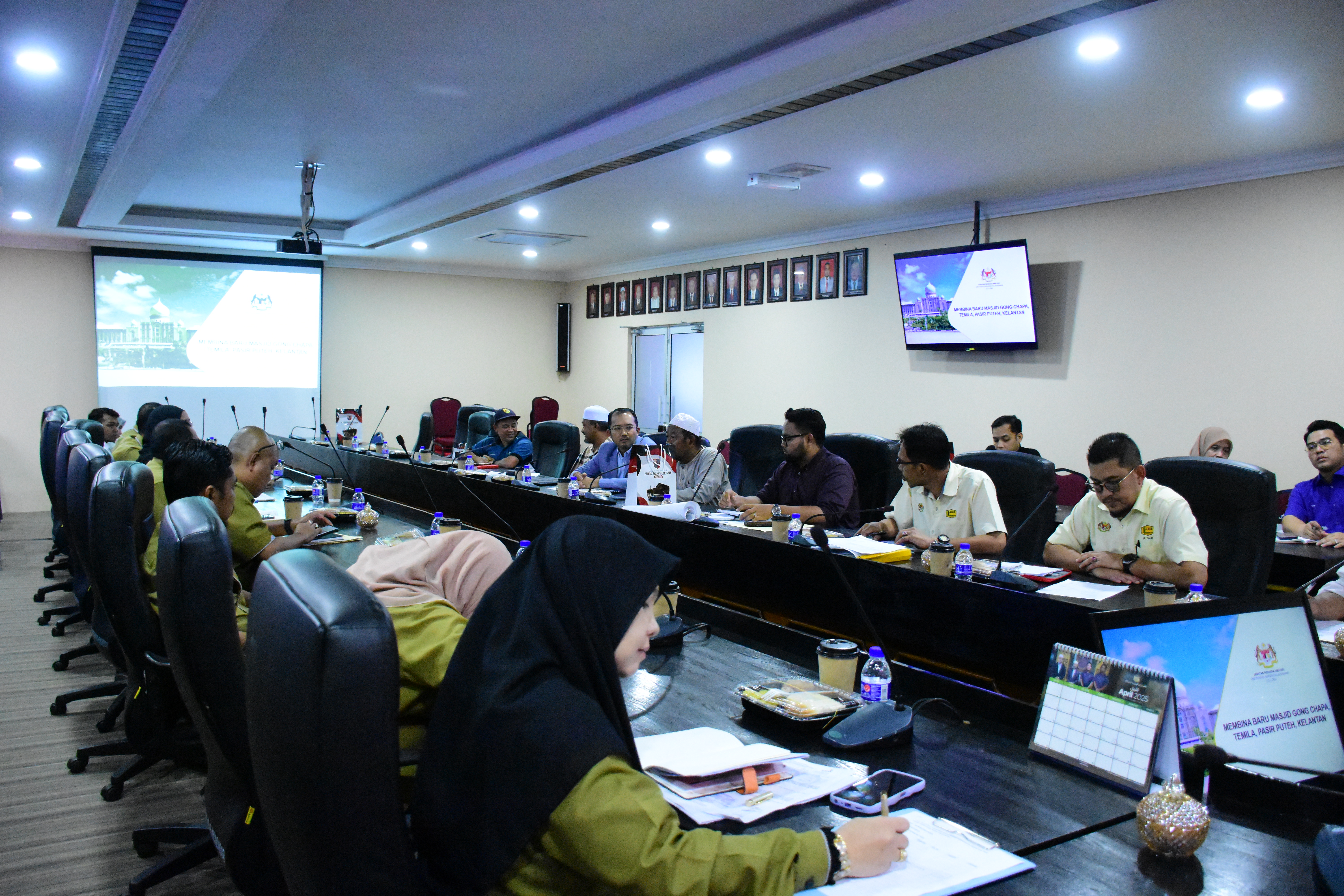 Lawatan Tapak dan Mesyuarat Pelarasan Pelaksanaan Projek Bina Baru Masjid Gong Chapa Temila Pasir Puteh