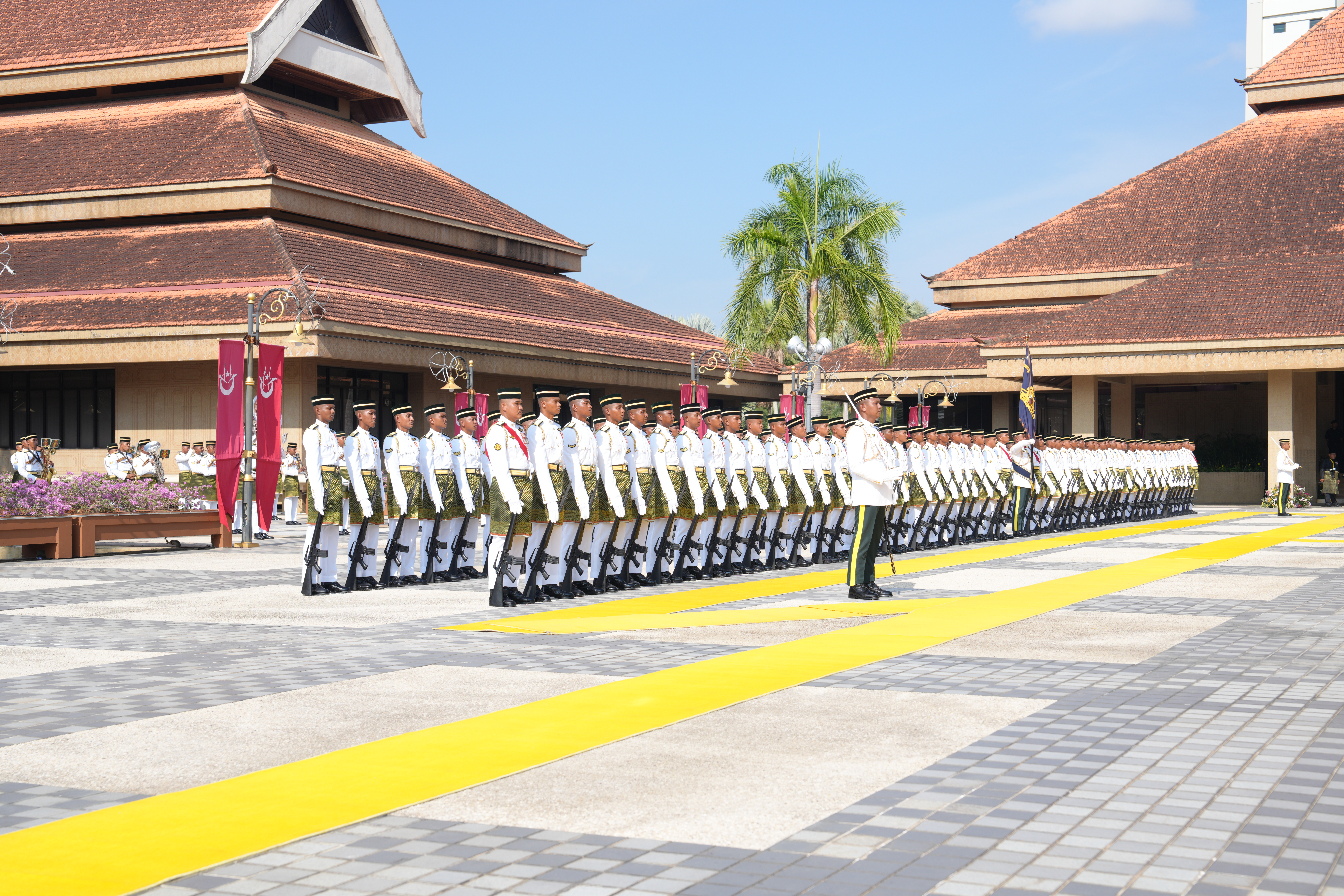 ISTIADAT PERASMIAN PEMBUKAAN PENGGAL KEEMPAT DEWAN NEGERI KELANTAN