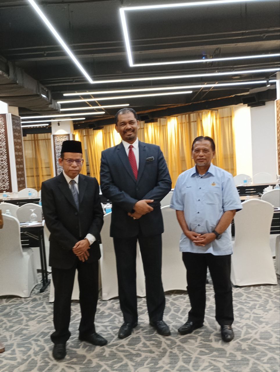 MAJLIS HI-TEA MANTAN YANG DIPERTUA MDGM