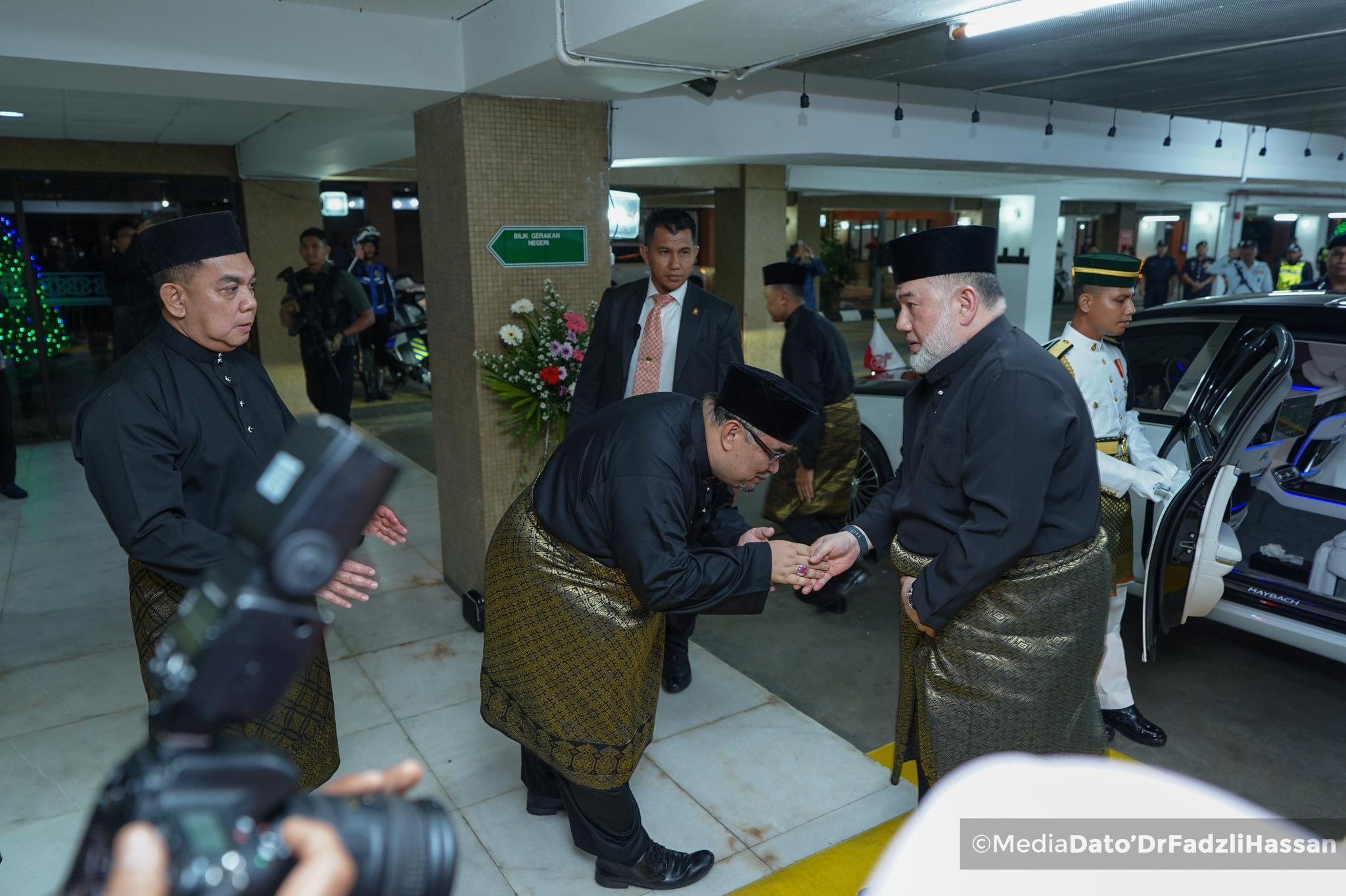 Majlis Santapan Malam Persembahan Kerajaan Negeri Kelantan sempena Perayaan Ulang Tahun Hari Keputeraan Tuanku yang ke56 Tahun 1447H2025