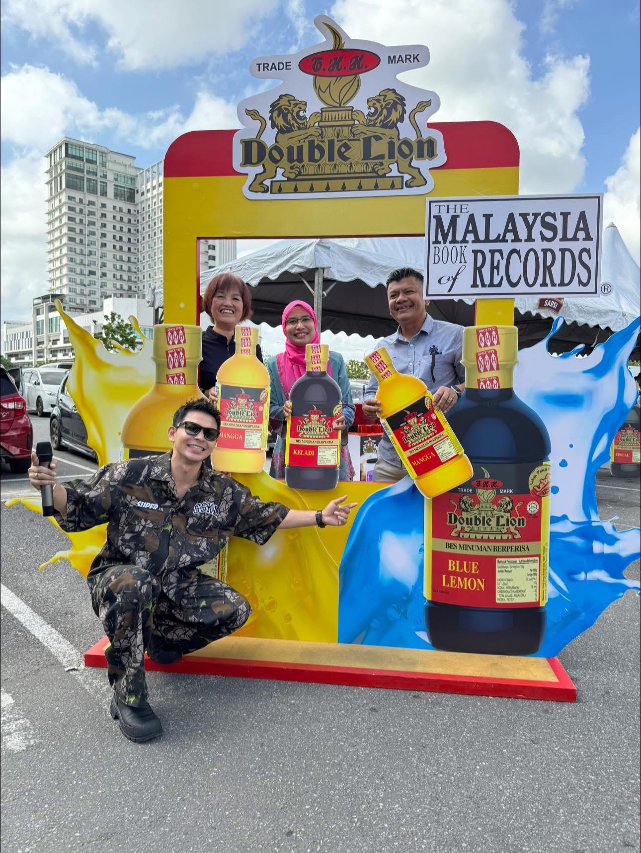 WARNA WARNI BAZAAR BY DOUBLE LION