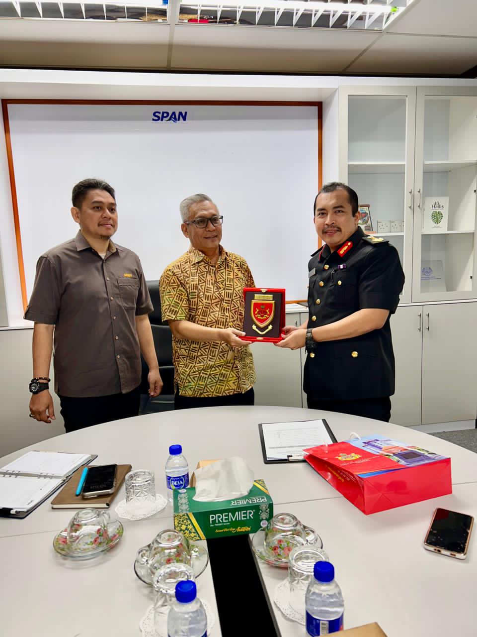 Kunjung Hormat Kepada Suruhanjaya Perkhidmatan Air Negara Cawangan Kelantan