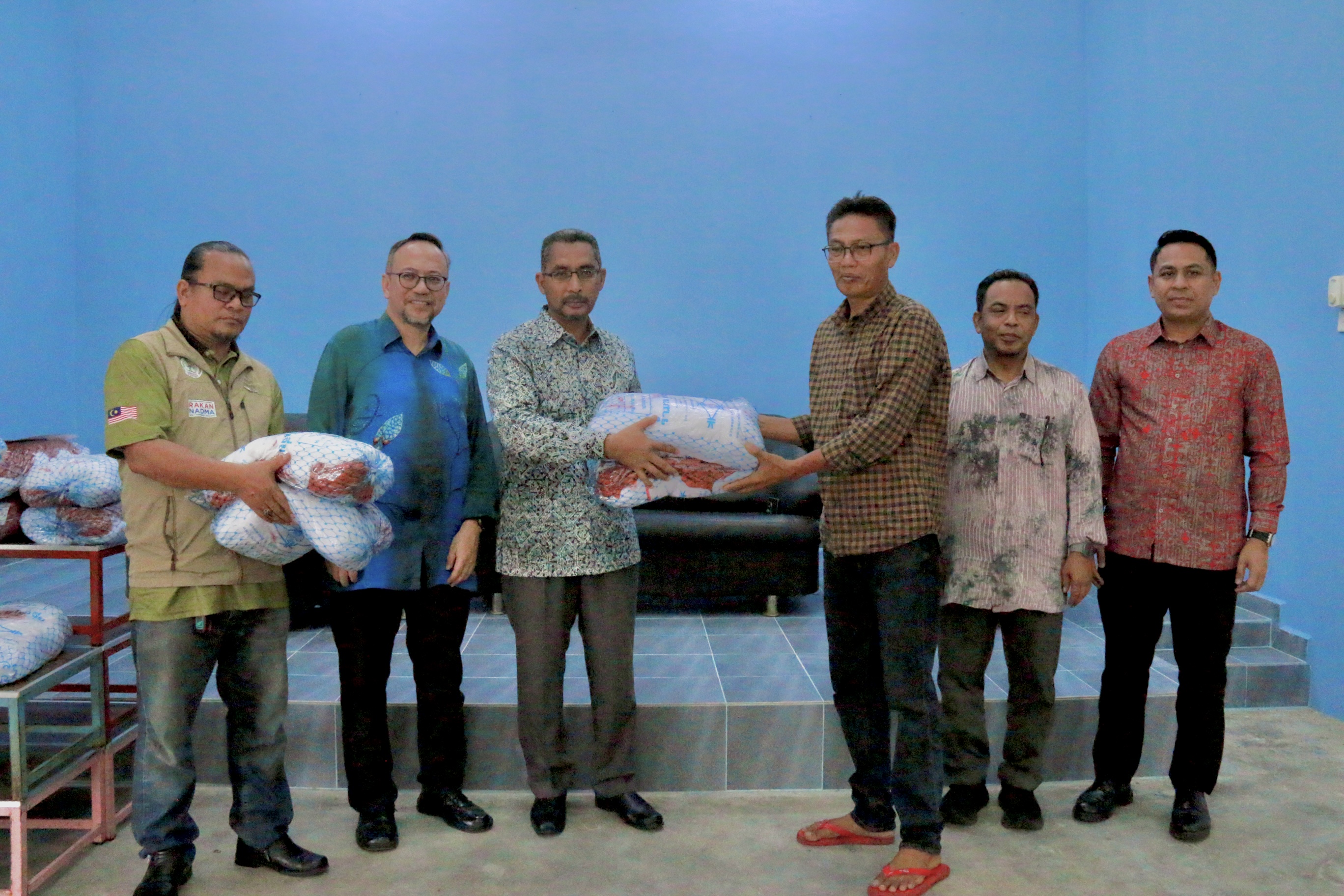 Majlis Penyerahan Pukat dan Lawatan Tapak Projek Pemerkasaan Ekonomi Nelayan B40 di Penempatan Semula Nelayan Tok Bali