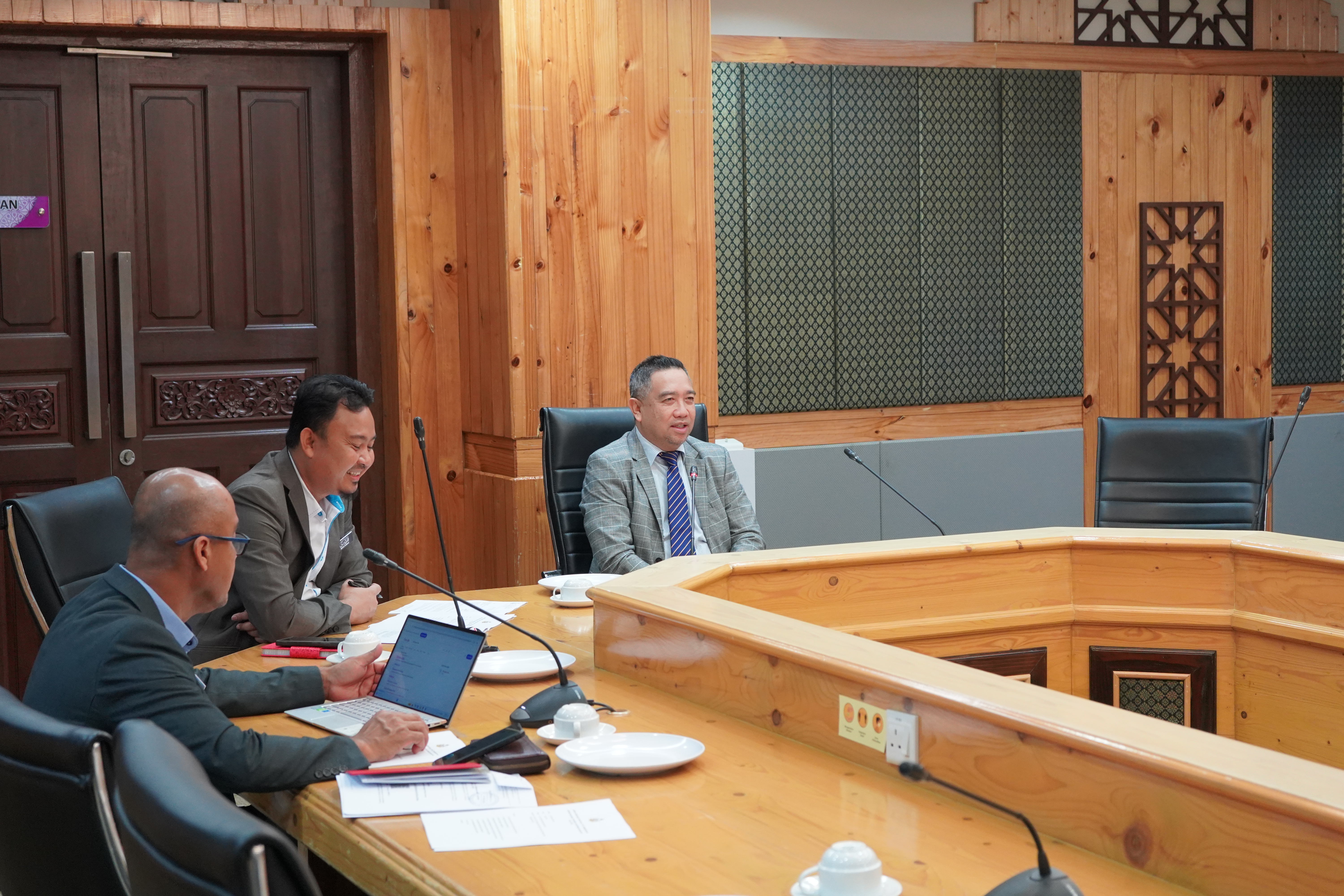 MESYUARAT KHAS HALA TUJU PEMBANGUNAN SISTEM MAKLUMAT GEOGRAFI (GIS) NEGERI KELANTAN BIL.1/2025