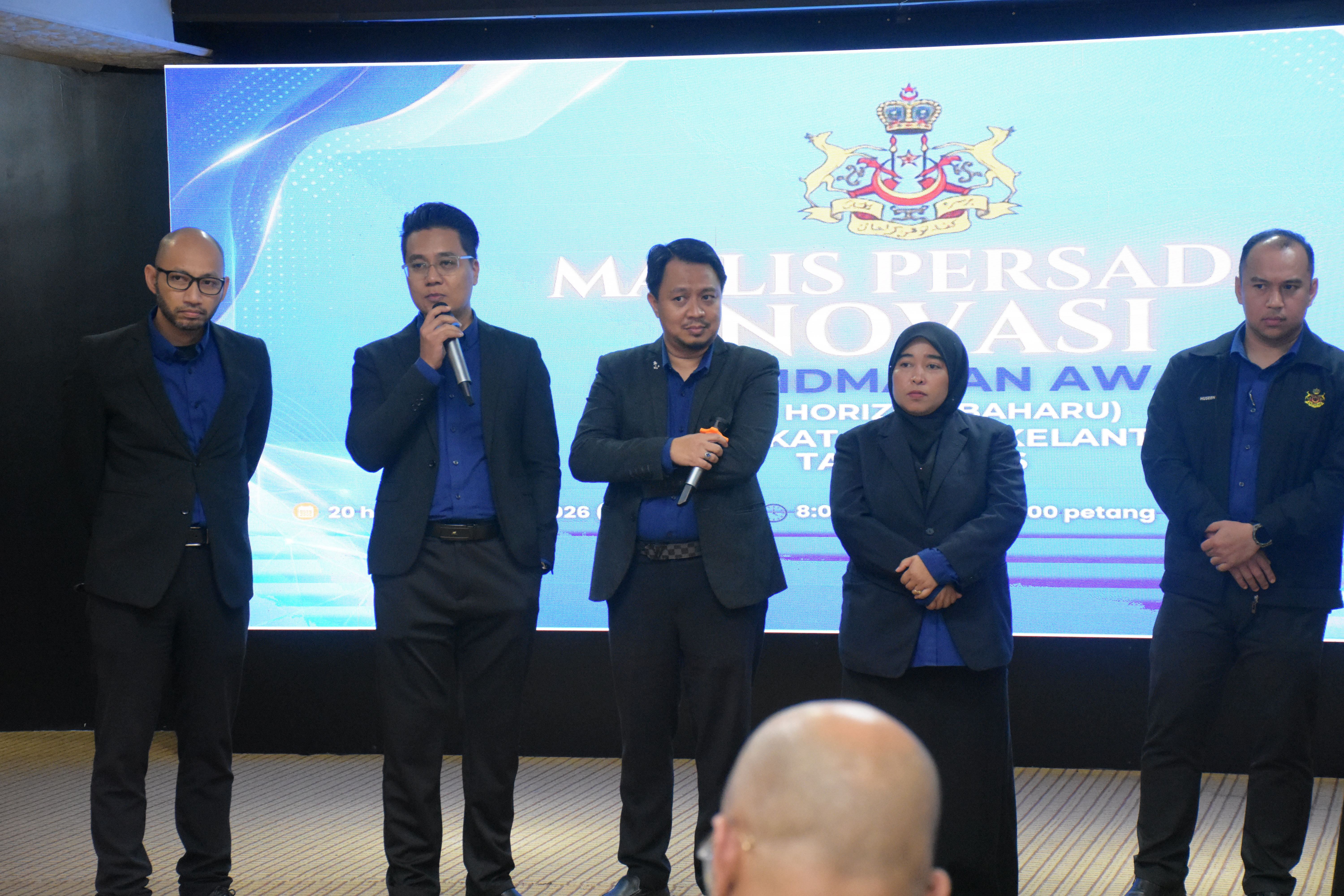 PERSEMBAHAN KIK OLEH KUMPULAN ELVORA