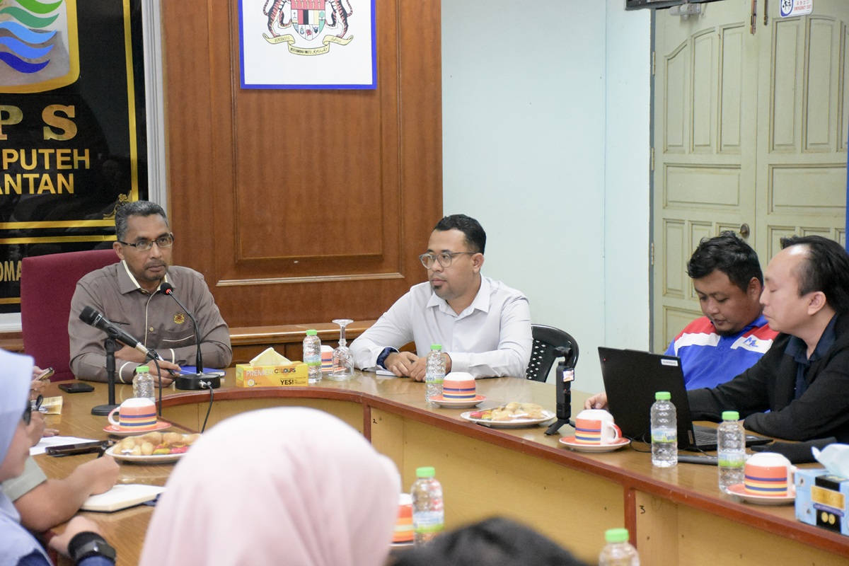 LAWATAN YABRS KETUA JAJAHAN KE JABATAN PENGAIRAN DAN SALIRAN JPS PASIR PUTEH