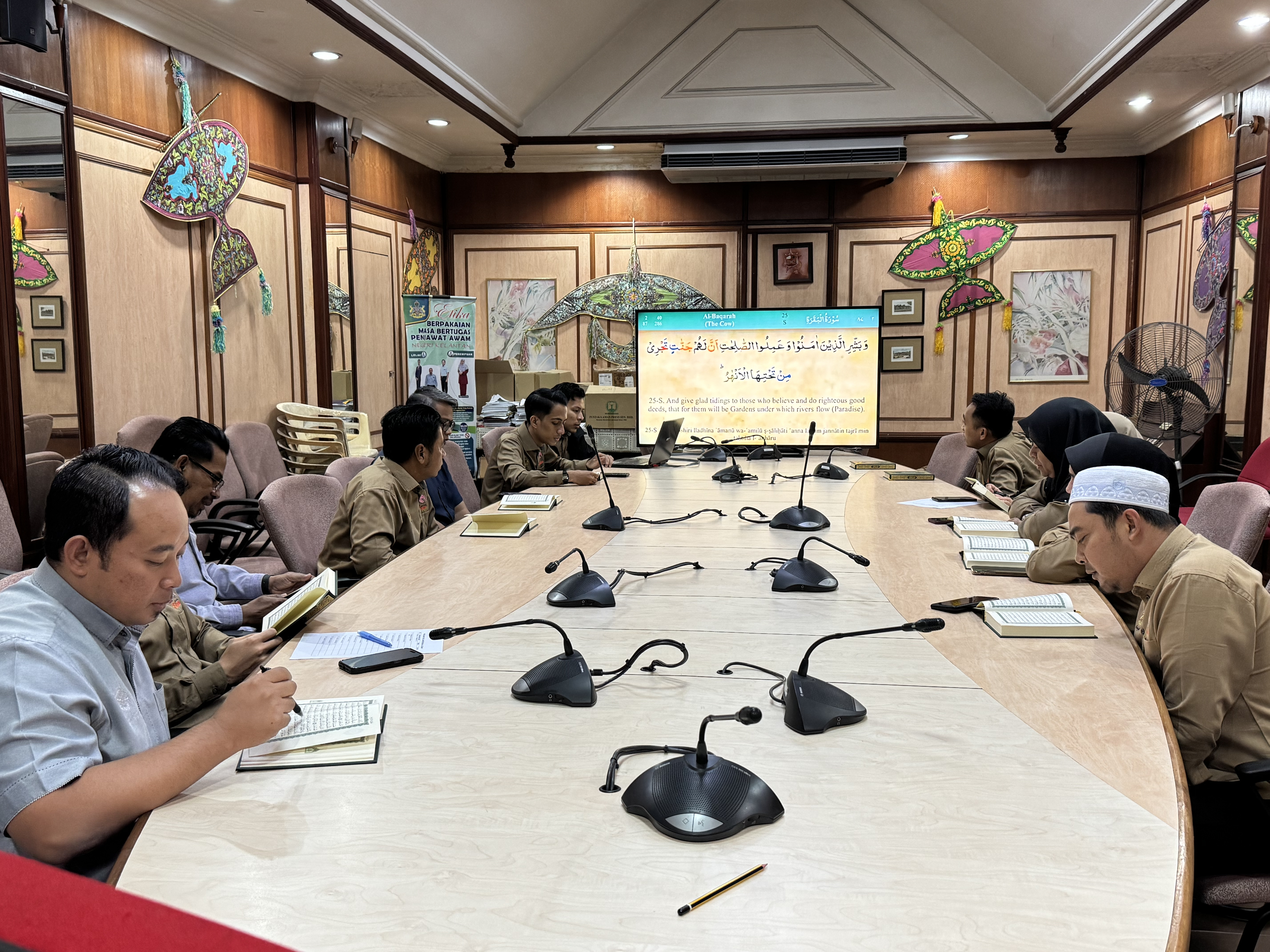 PROGRAM SATU JAM BERSAMA ALQURAN