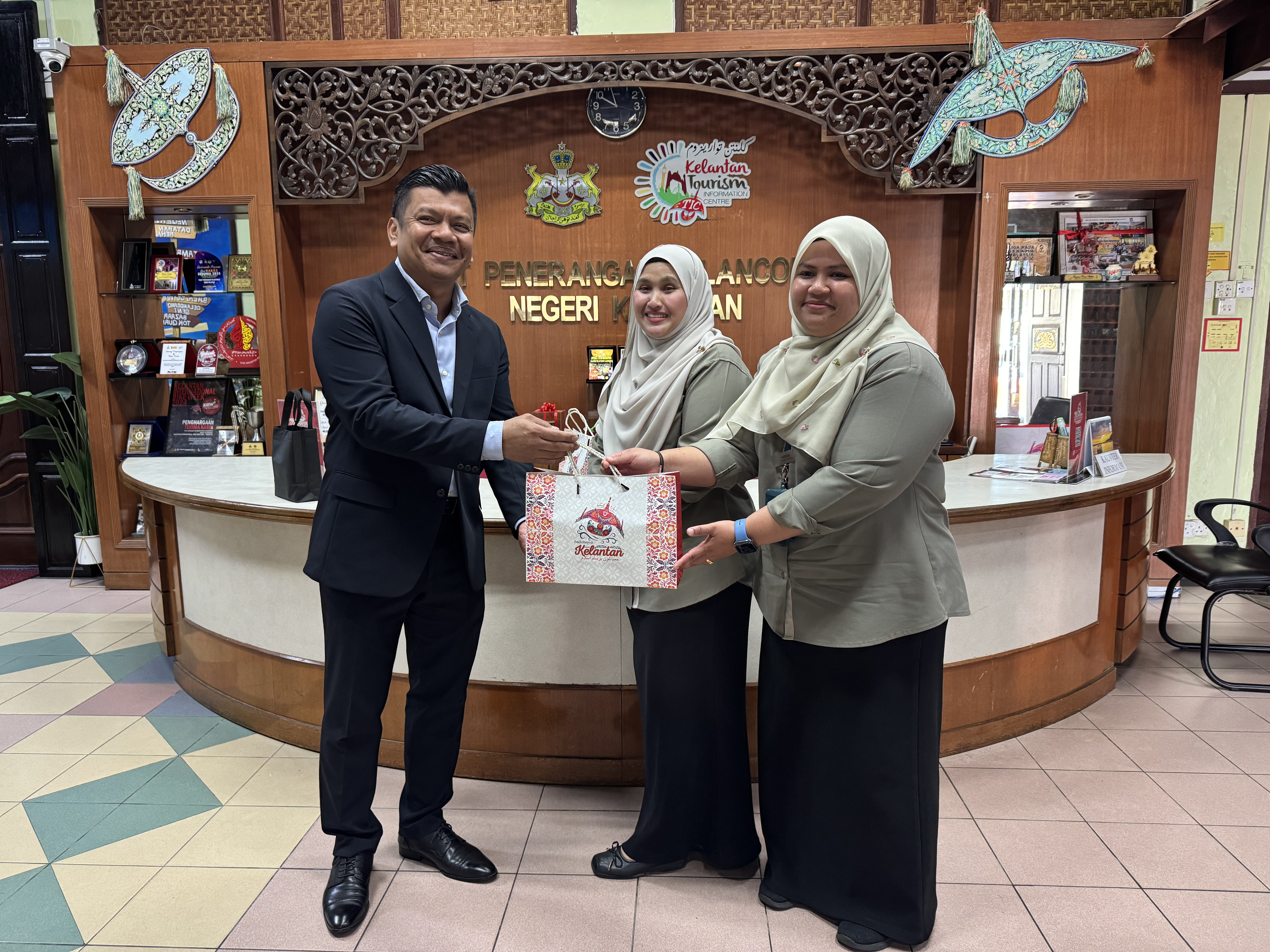 KUNJUNGAN HORMAT WAKIL HOSPITAL KPJ PERDANA