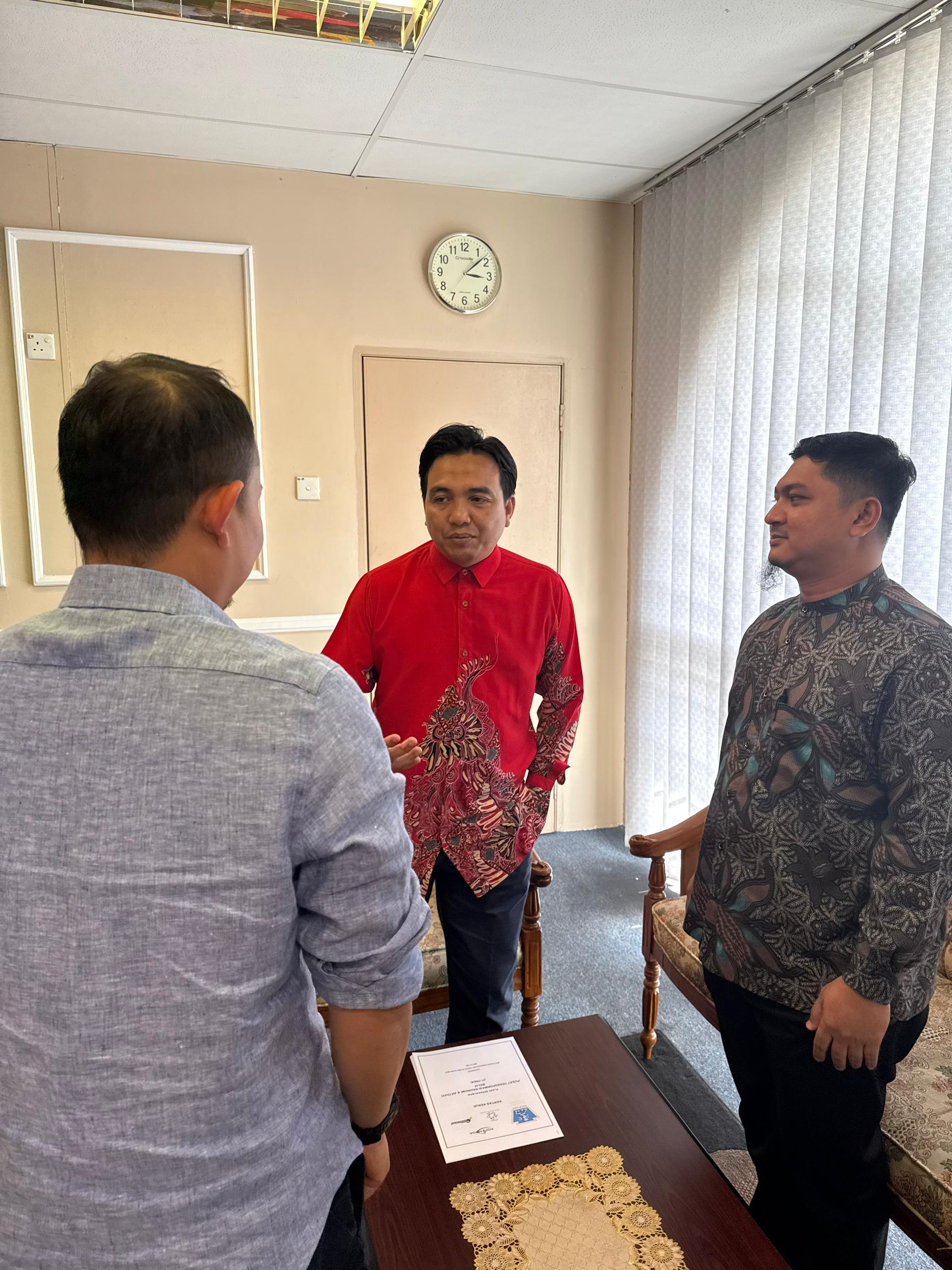 Kunjungan Hormat MAYC Pasir Mas Ke Majlis Daerah Pasir Mas