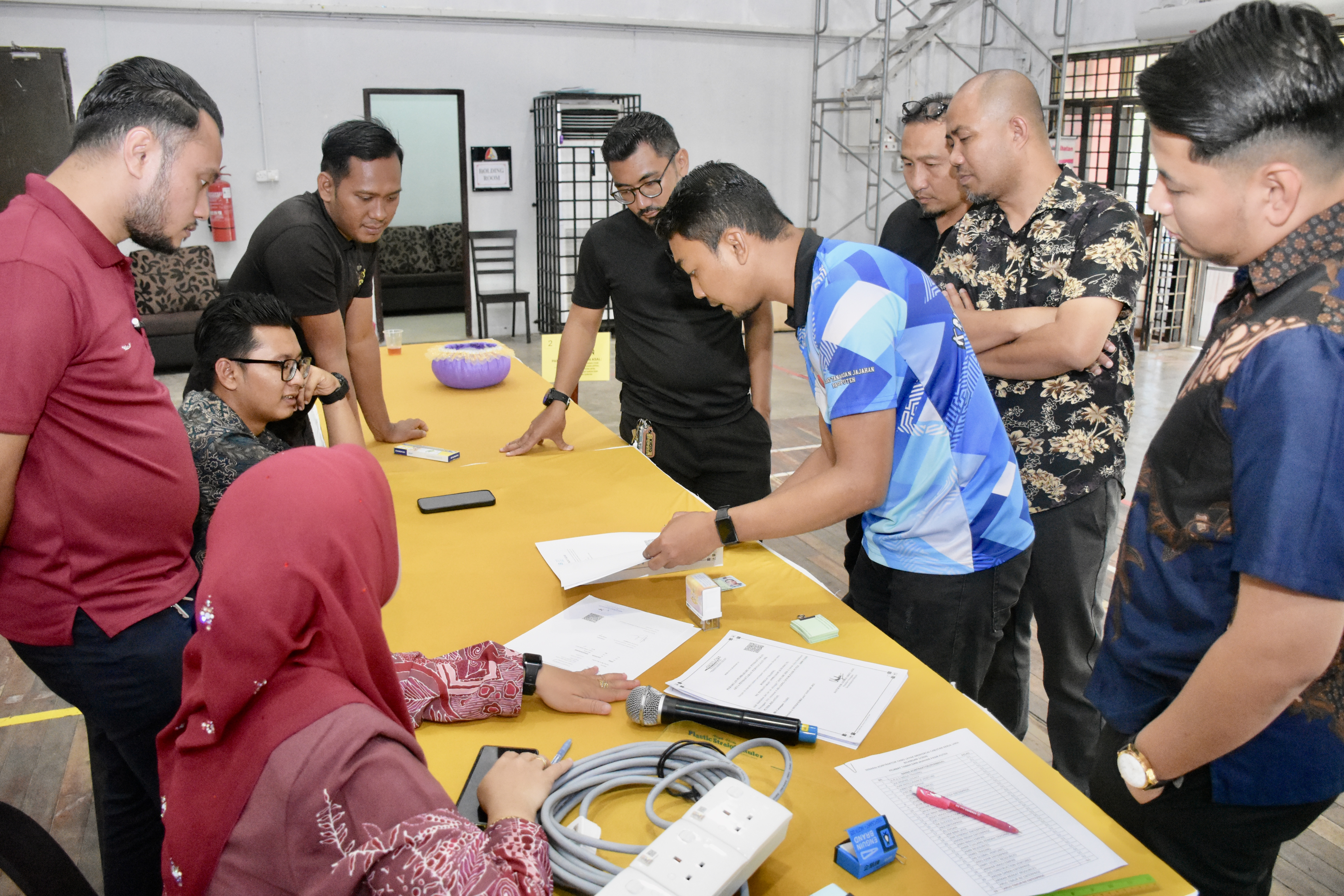 SIMULASI PENGUNDIAN BAGI KERJAKERJA PENYELENGGARAAN JALAN MARRIS PEJABAT TANAH DAN JAJAHAN PASIR PUTEH