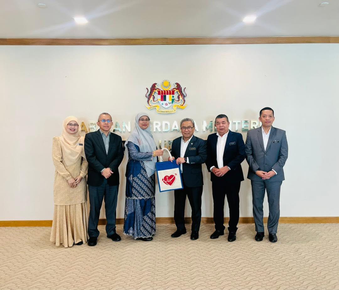 KUNJUNGAN HORMAT KEPADA YBRS TIMBALAN KETUA AUDIT NEGARA KEWANGAN JABATAN AUDIT NEGARA