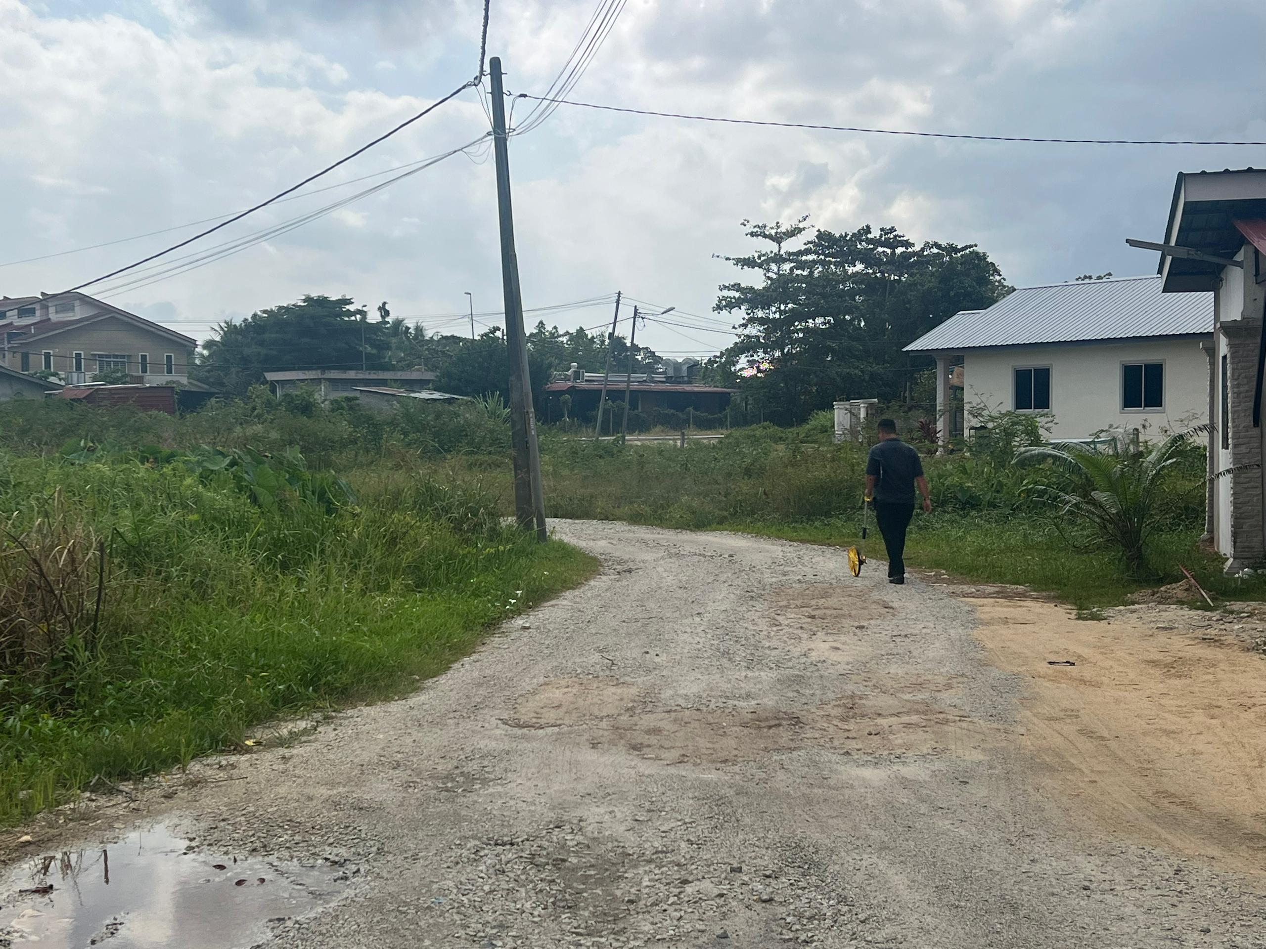Lawatan Bagi Permohonan Jalan Kg Kebakat Wakaf Bharu